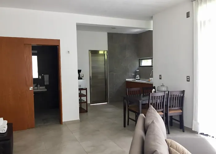 Lodge Naktaan Puerto Morelos